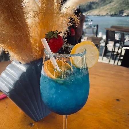 De La Jetée Hotel Centuri