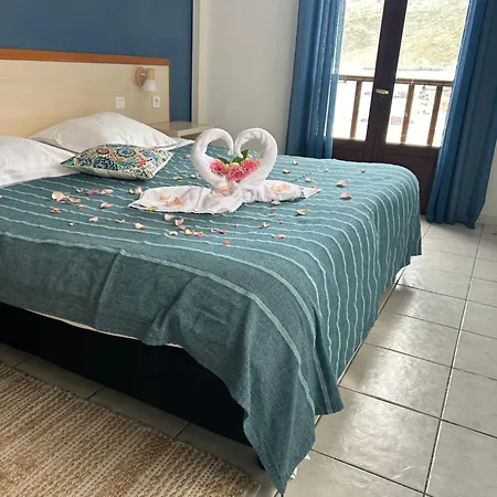 De La Jetée Hotel Centuri