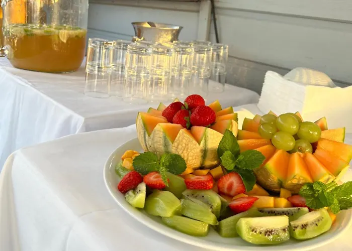 De La Jetee Hotell *