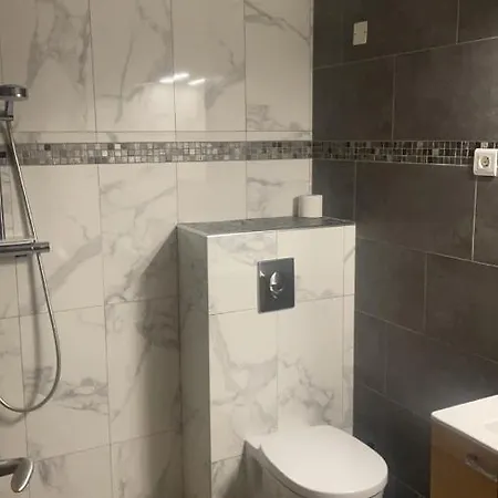 De La Jetee Hotel *