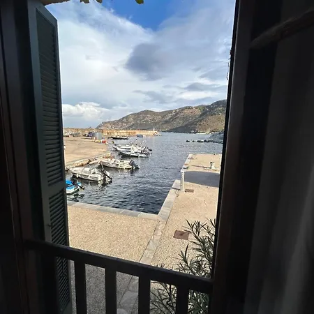 Hotel De La Jetee Centuri