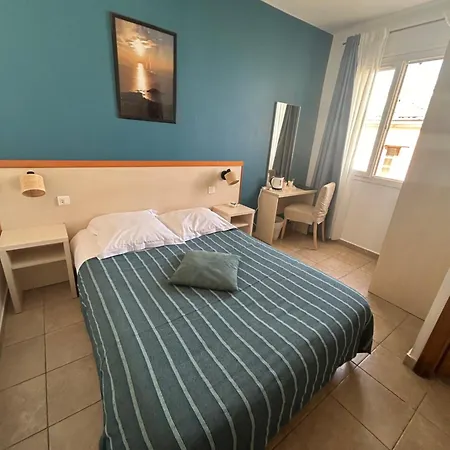 De La Jetee Hotel