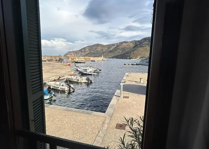 Hotell De La Jetee Centuri