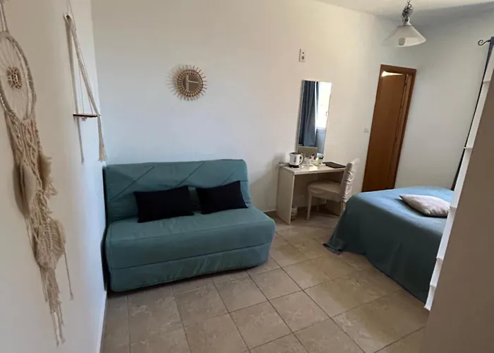 De La Jetee * Centuri